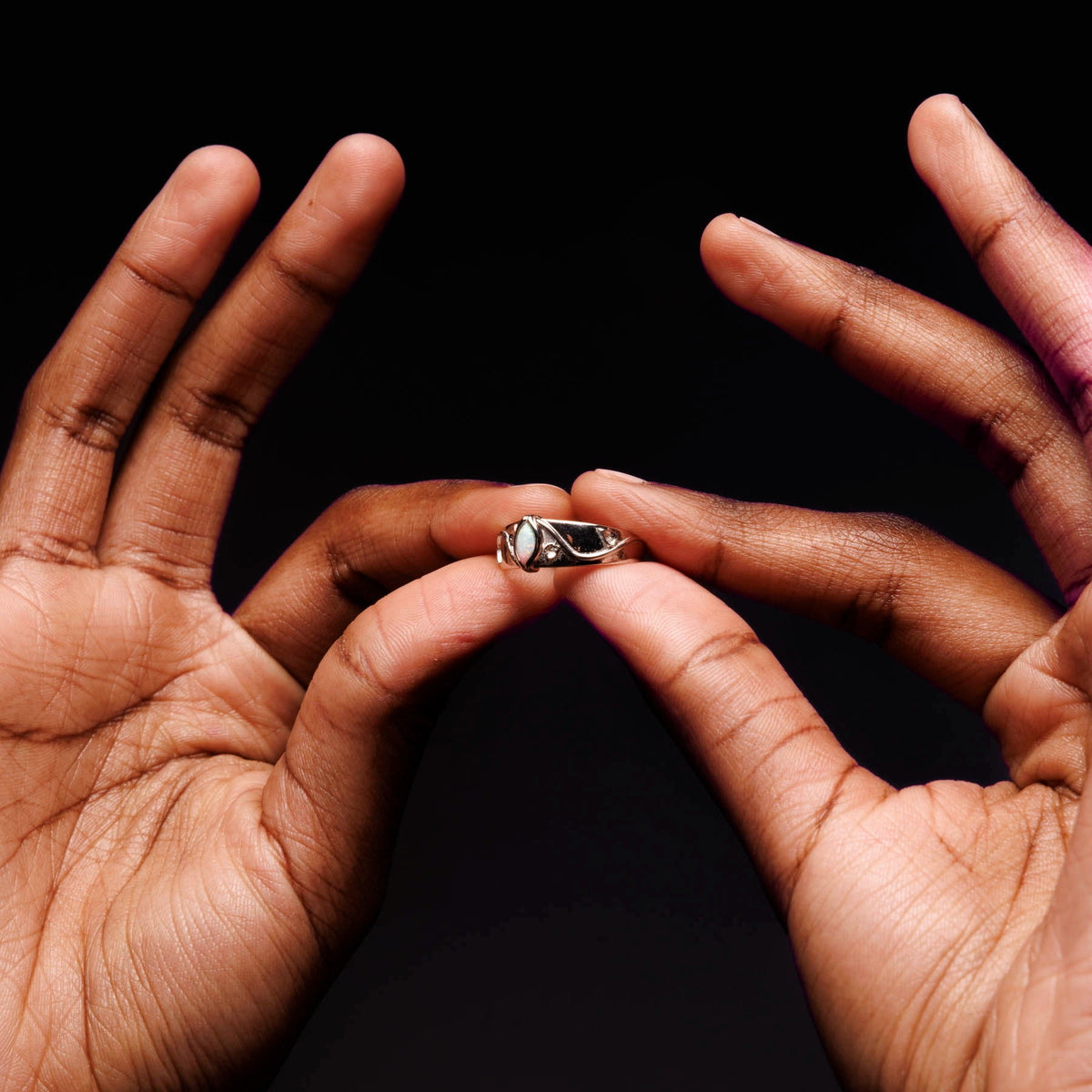 BIRTHSTONE RING - Hard Jewelry™